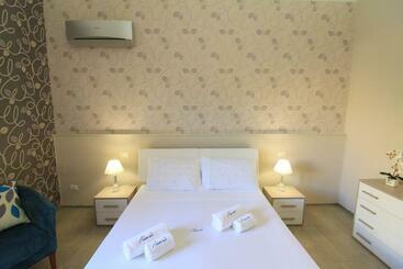 דירות לתיירים Appartamento Sofia