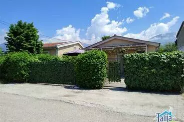 Pisos turísticos Talija