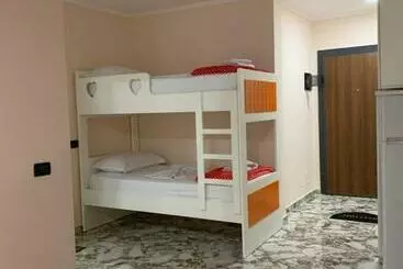 ツーリストアパートメント Diti’s Apartment
