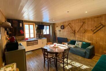 Жильё для туристов Authentique Logement De Colpoteur