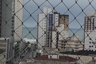 ツーリストアパートメント Beach Atlantis Praia Grande