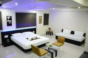 ツーリストアパートメント Ramkrishna Executive Barshi