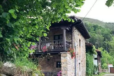 ツーリストアパートメント Casa Milia En Espinaredo