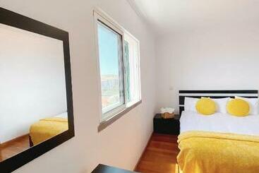 شقق خاصة سياحية Caniço  Madeira Airport  10 Min