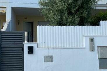 Apartamentos turísticos Agradable Adosado Con Piscina Comunitaria