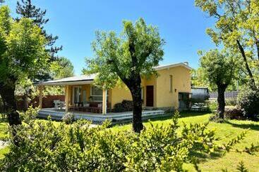 ツーリストアパートメント La Maliciosa