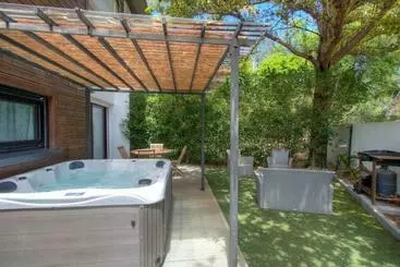 آپارتمان‌های توریست‌ها Le Grand Bleu   Jacuzzi   Apt La Saline Les Bains