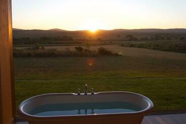 شقق خاصة سياحية Toumbaal Plains   Exquisite Architecturally Designed Home