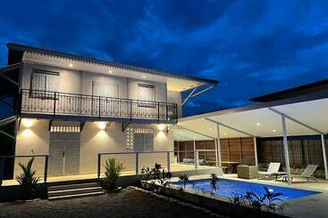 شقق خاصة سياحية Villa Cornelie