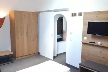 Hotelli Pension Irlingerhof