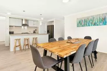 관광객 아파트 Cornwall Beach House