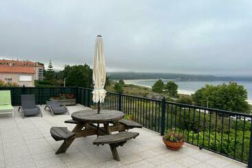 Жильё для туристов A Casa De Lola E Victor