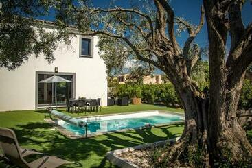 ツーリストアパートメント La Plage