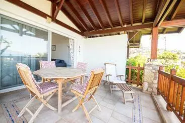 Apartaments turístics Cozy House With Balcony And Backyard Surrounded By Nature In Bodrum