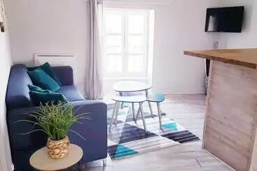 ツーリストアパートメント Appartement F2 Centre Ville Issoire Avec Jolie Vue