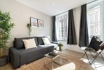 ツーリストアパートメント Hypercentre  Apartment In Pedestrian Zone