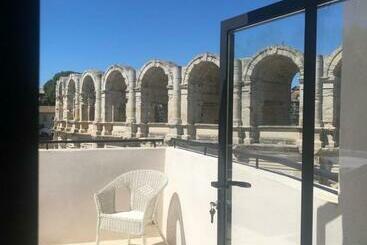 游客公寓 Entre Les Arènes Et La Major
