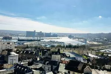 Turistihuoneistot Rouen : Vue Panoramique Sur La Seine Avec Parking