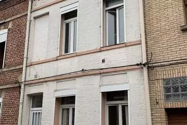 ツーリストアパートメント Dg Location