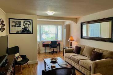 Turist apartmanları Great Downtown Sandpoint Location!