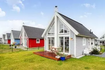 ツーリストアパートメント Beautiful Home In Zerpenschleuse With Wifi