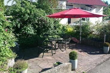 Жильё для туристов Ferienwohnung Sinefinibus