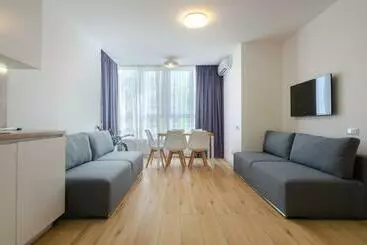 Turistihuoneistot 13129 Nivki Park Cozy Apartment