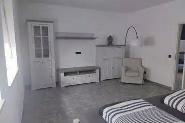 ツーリストアパートメント Ferienwohnung Am Kapellplatz