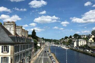 דירות לתיירים De Croix