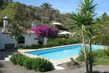 ツーリストアパートメント Casa Ruth