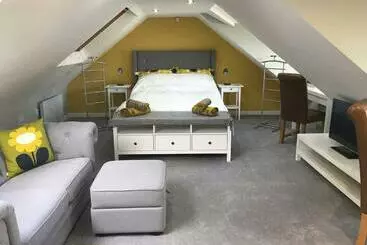 Apartamente turistice Round Y Corner