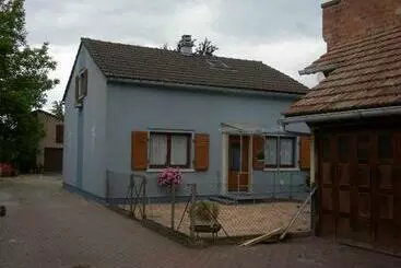 ツーリストアパートメント Maison Bleue Petermann