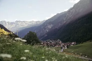 ホテル Kirchenwirt