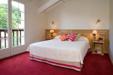 בית מלון כפרי Les Jardins De Bakea