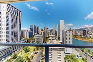 Hotelli Island Colony 1602