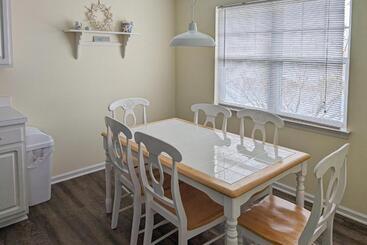 Otel Bethany Bay Condos