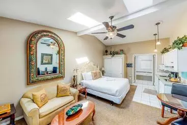 Hotel Sandals Inn | Spa Suite