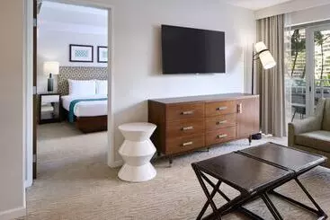 Waikiki Marina Resort At The Ilikai