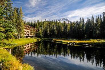 Hotel Grand Lodge South #102