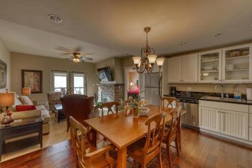 호텔 Village Rd 309