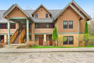 Hotel Castle Hill Condo