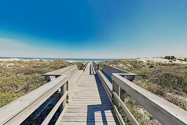 هتل Sea Fair Condo Unit 12128