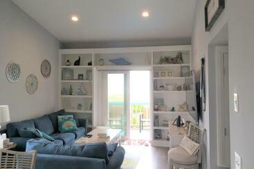 Отель Dream By The Blue