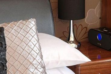 مبيت وإفطار Senlac Guesthouse