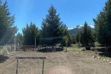 הוסטל Mountain House Departamentos De Montaña