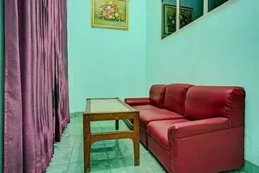 Hotelli Oyo 91874 Kisaran Residence Syariah