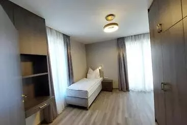 Hotelli Szatmári & étterem Jászberény