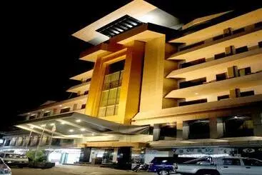 בית מלון כפרי Kini Pontianak