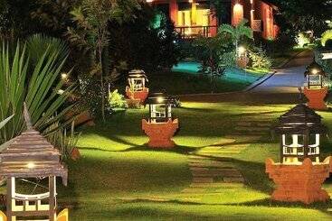 Otel Pristine Lotus Resort