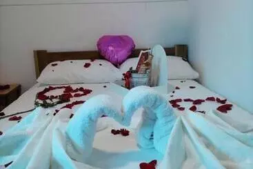 Hotel Media Luna